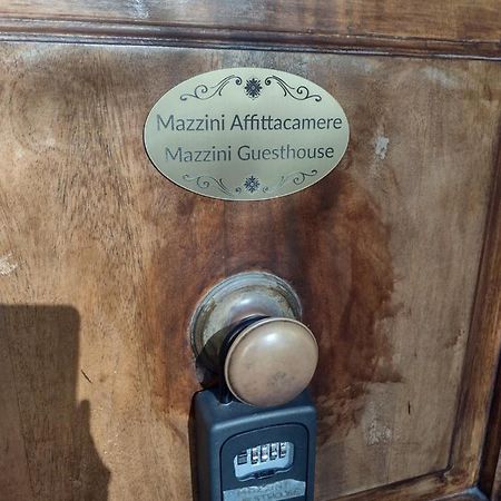 Mazzini Affittacamere Виареджо Екстериор снимка